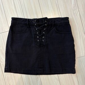 Kendall & Kylie Black Lace-Up Mini Skirt